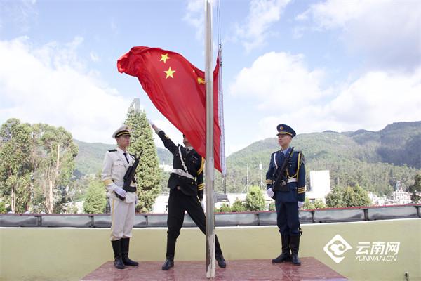 革命先锋——纪念邓颖超诞辰一百二十周年